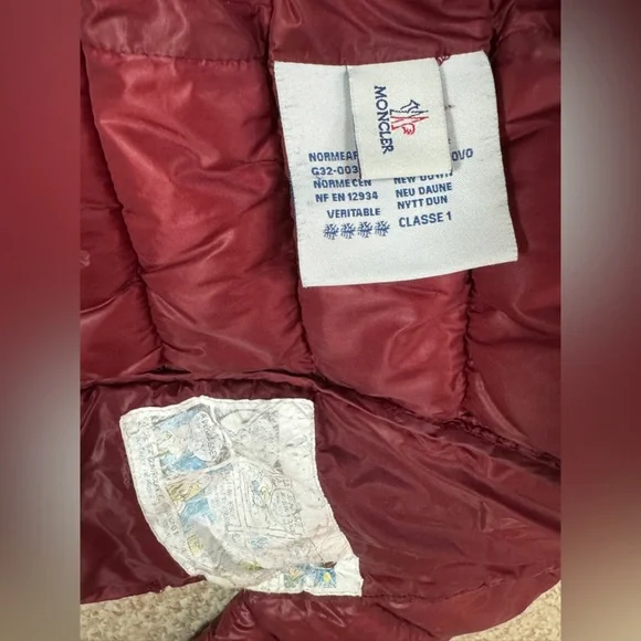 Moncler Deep Red Puffer Jacket - Picture 17 of 17